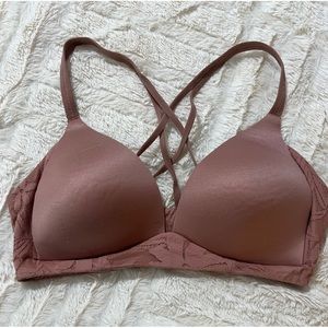 Aerie Razorback Bra
